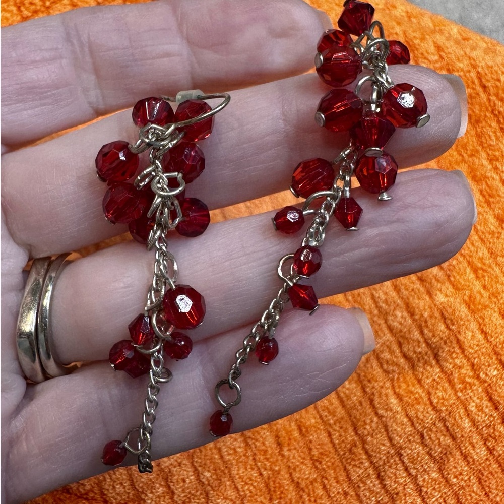 beaded dangle pierced red Drop Earrings